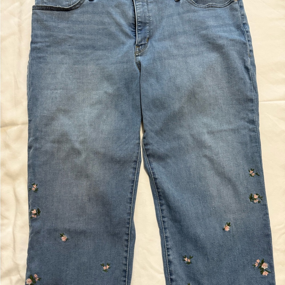 Levi's Light Blue Cropped Jeans with Floral Embroidery